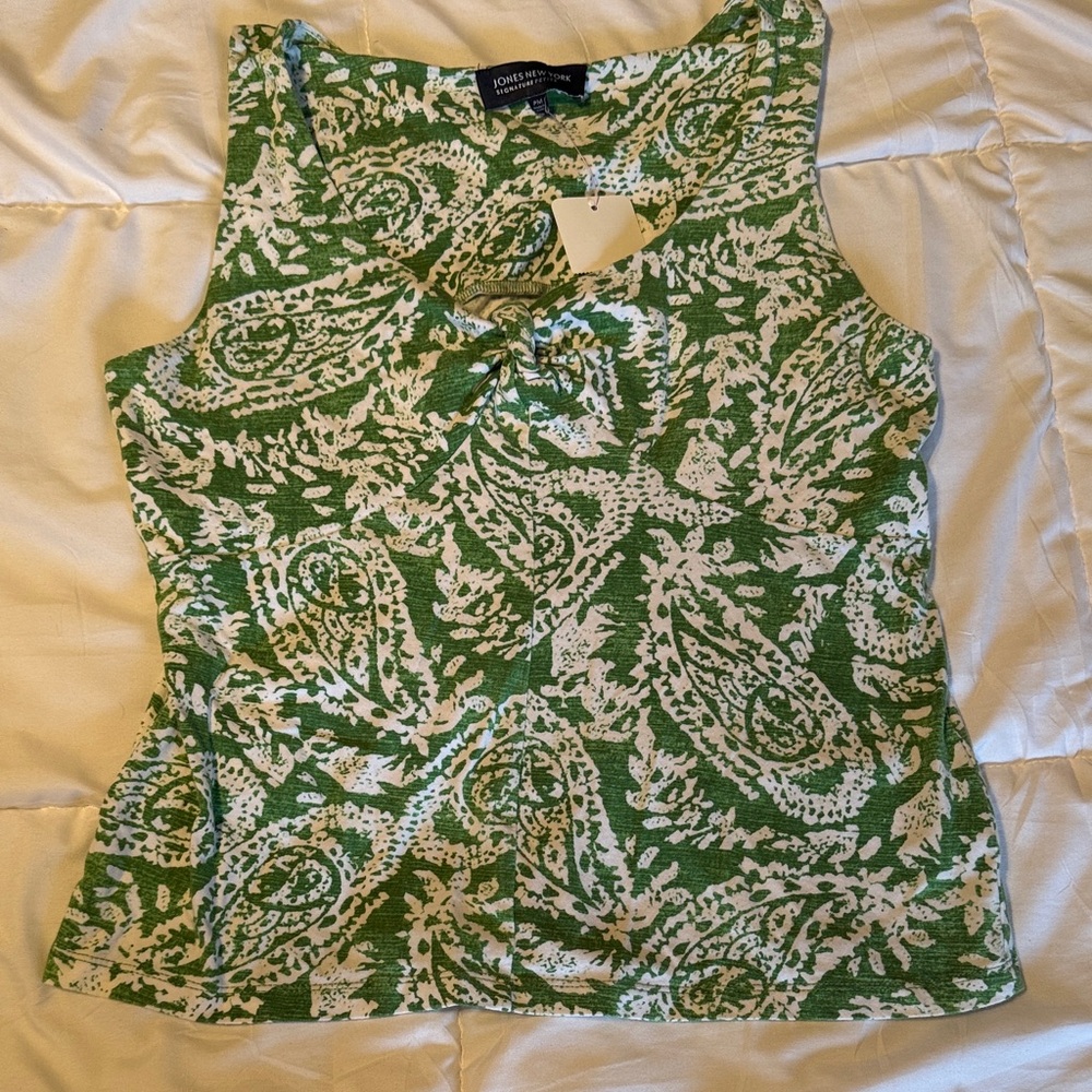 Jones New York Green and White Paisley Tie-Front Tank Top